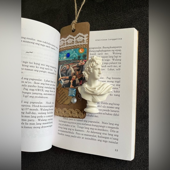 Filipino/Tagalog Book by Bob Ong, Bookmark & Mini Statue - Picture 5 of 9